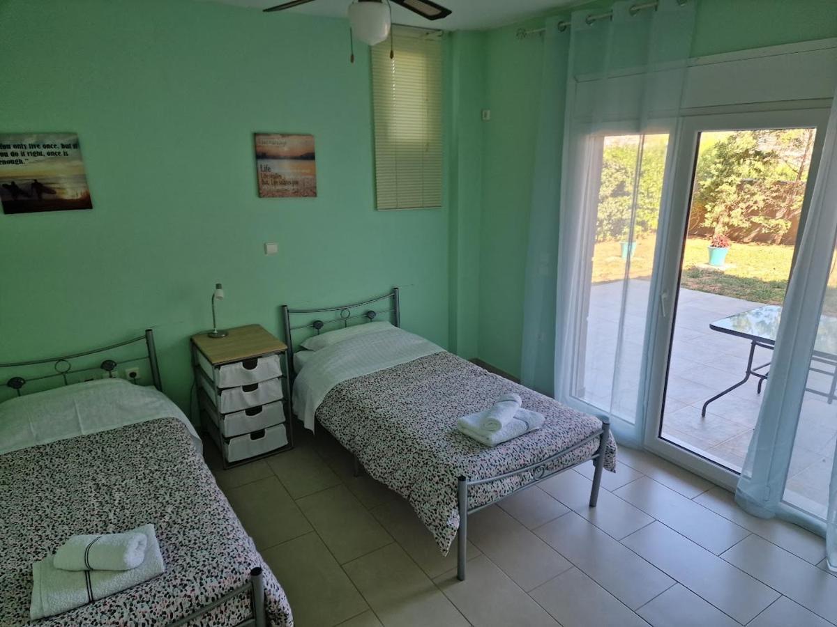 Harry'S Apartment Лагонисси Экстерьер фото
